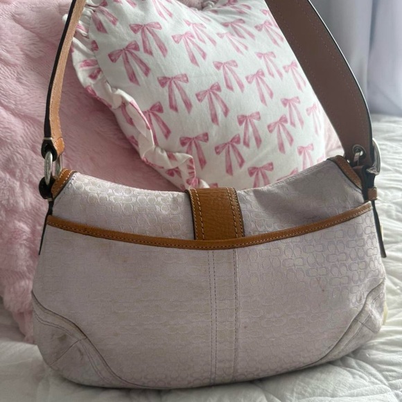 Y2K Coach Lilac Monogram Large Soho purse/bag - Picture 7 of 8